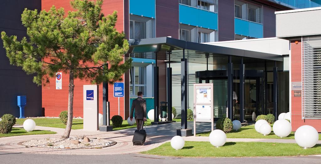 Novotel Lausanne Bussigny Crissier Eksteriør bilde